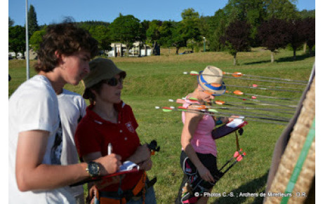 Vendredi 26 juin 2015 - Passage de flèches aux Archers de Mirefleurs